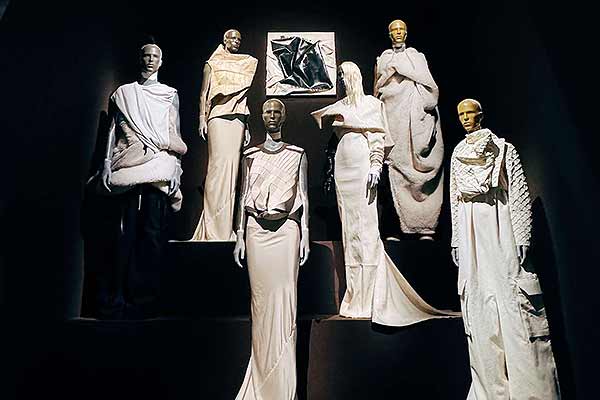 Rick-Owens-Temple-of-Love