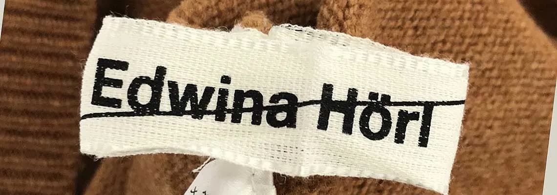 衣服の新しい理想像 Edwina Horlの「議論できるファッション」とは