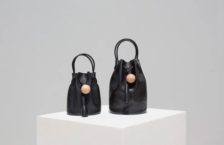 コンパクトなバッグ