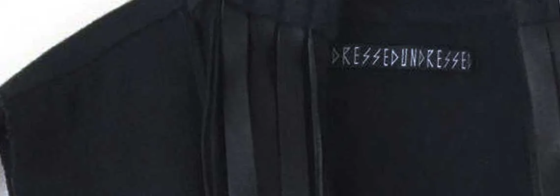 DRESSEDUNDRESSED
