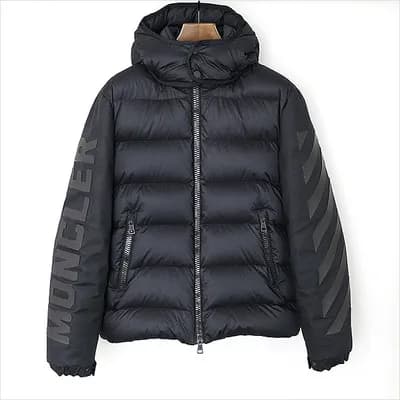 MONCLER O ダウンジャケット