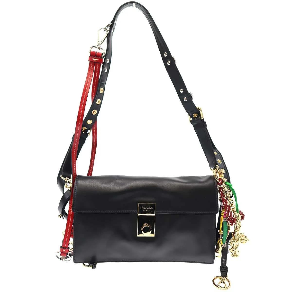 PRADA プラダ 2024 チャーム ソフトサウンド スモール レザーショルダーバッグ 1BD379_2C6A_F0002_V_OO6