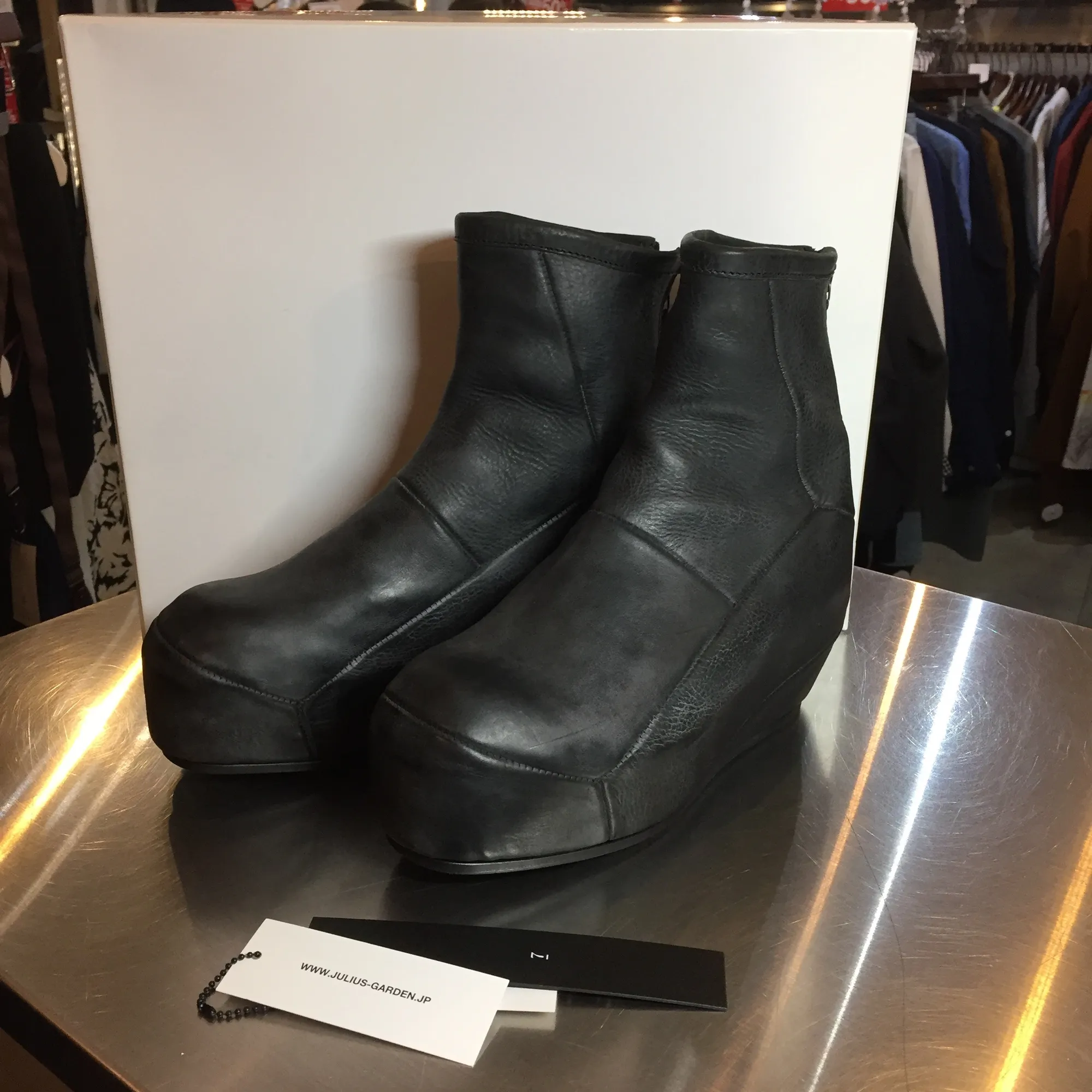 JULIUS JULIUS 14AW ジオメトリックデフォームドブーツ 2