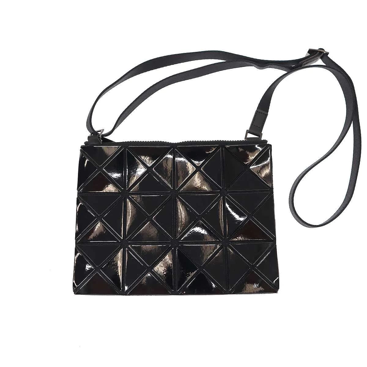 ISSEY MIYAKE バオバオイッセイミヤケ LUCENT FROST CLUTCH ミニショルダーバッグ