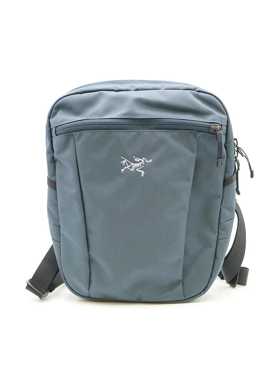 Arc'teryx アークテリクス Slingblade 4 Shoulder Bag スリングブレード4