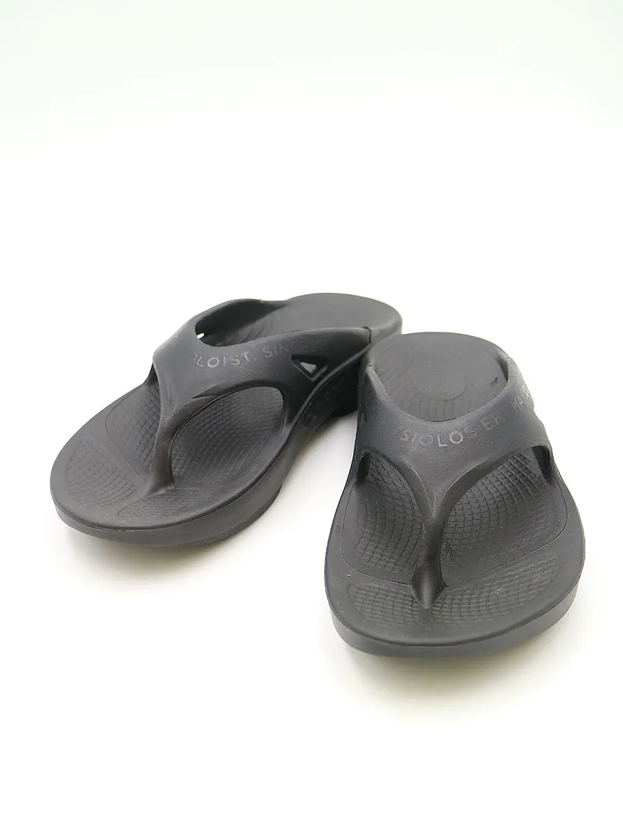 TAKAHIROMIYASHITA The SoloIst. タカヒロミヤシタ ザ ソロイスト×ウーフォス signature flip-flop リカバリーサンダル ブラック
