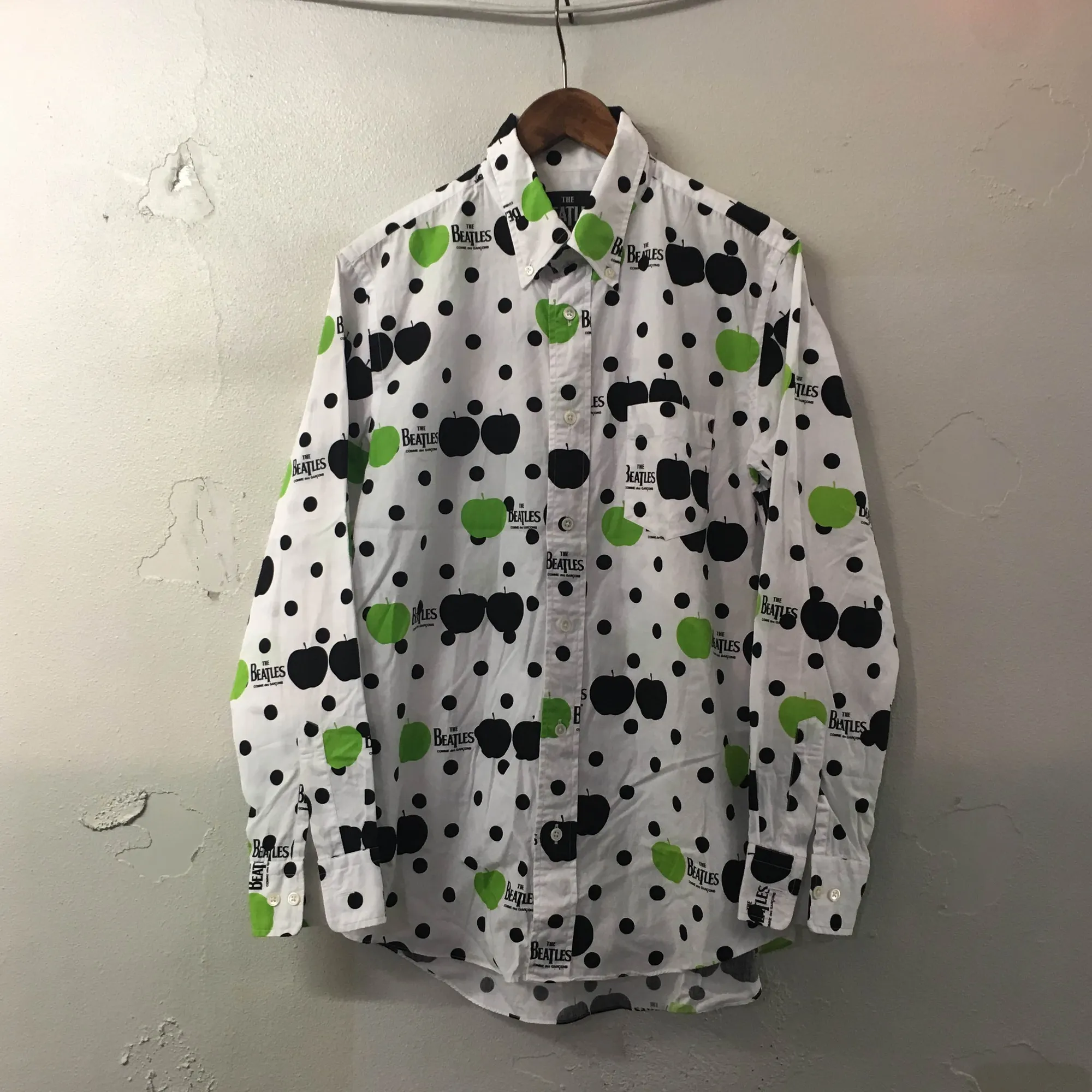 COMME des GARCONS COMME des GARCONS THE BEATLES 09AW アップルドットB.Dシャツ L
