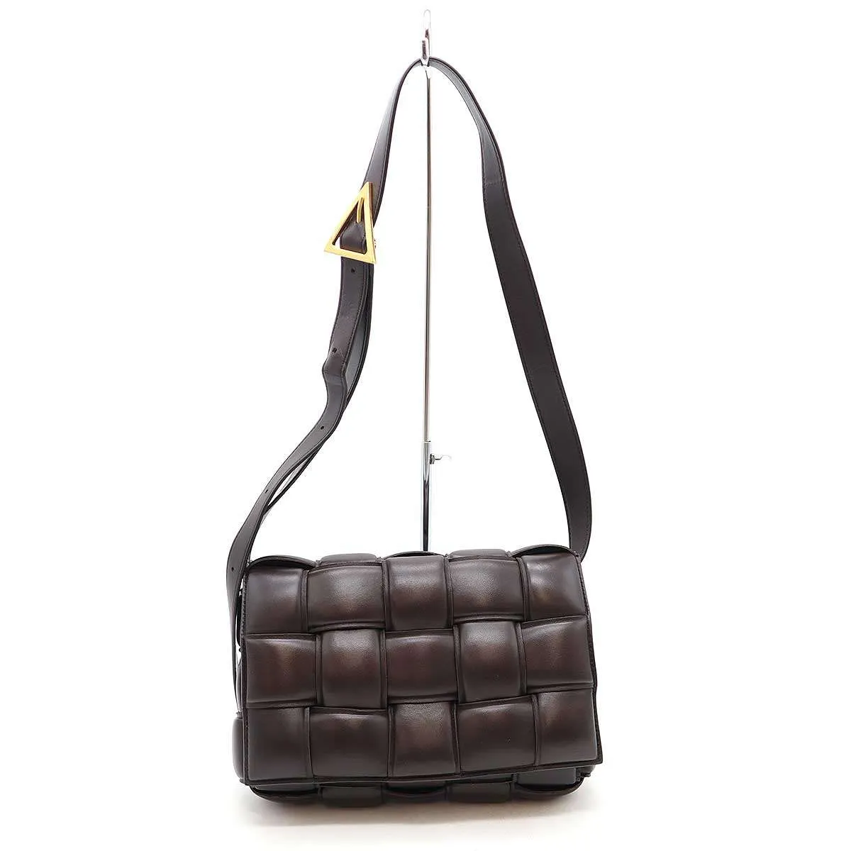 BOTTEGA VENETA ボッテガヴェネタ パテッド カセット レザーショルダーバッグ フォンデンテ