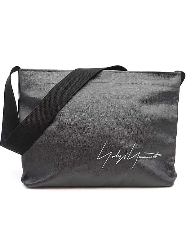 Yohji Yamamoto ヨウジヤマモト シグネチャーロゴプリントトップジップレザーショルダーバッグ