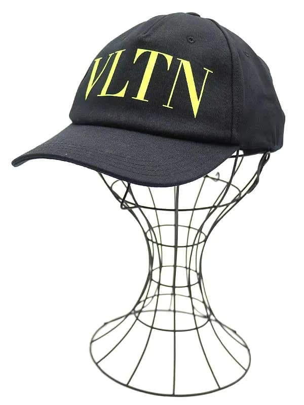 VALENTINO ヴァレンティノ VLTNロゴベースボールキャップ 帽子
