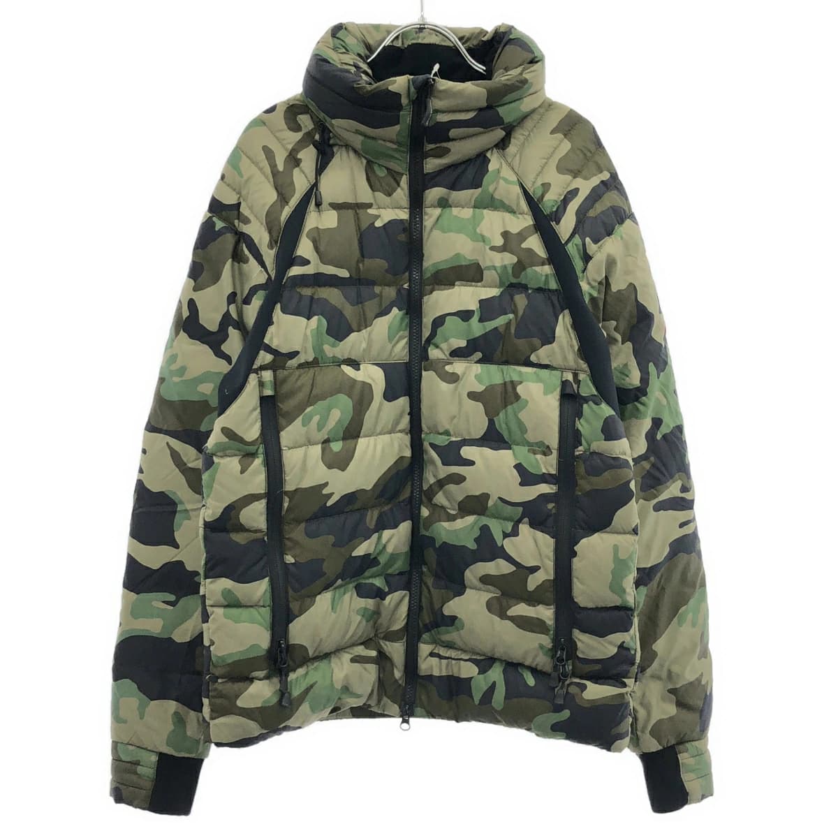 CANADA GOOSE カナダグース HYBRIDGE BASE JACKET カモフラダウンジャケット