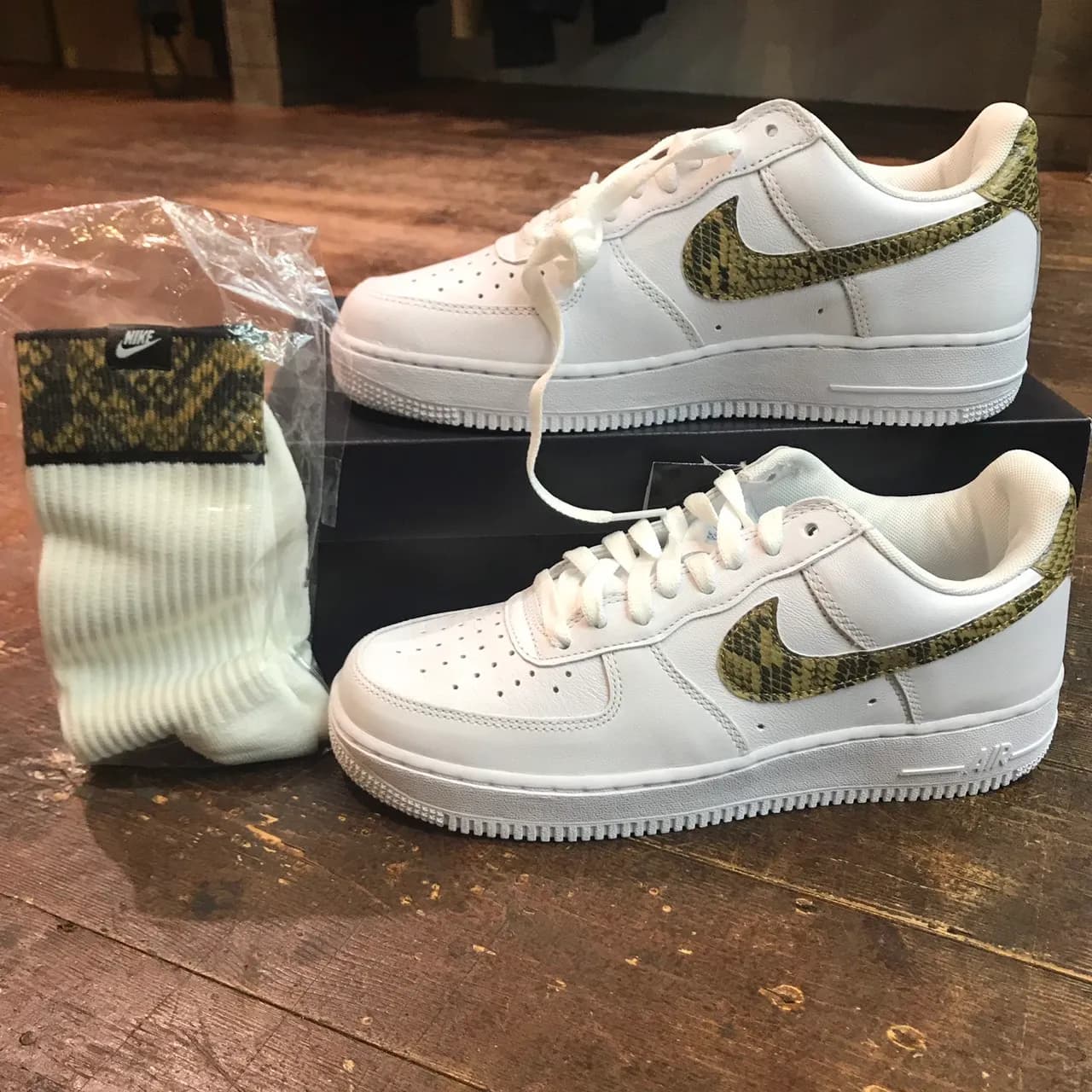 NIKE Nike Air Force 1 Low 96 Snake AO1635-100