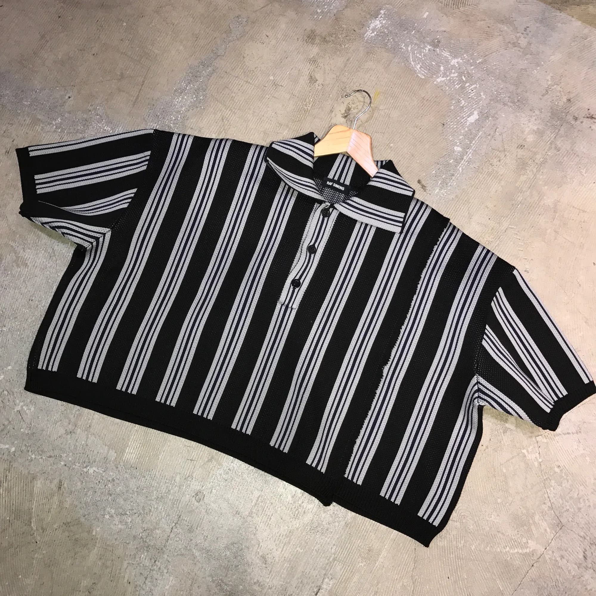 RAF SIMONS RAF SIMONS 17SS Oversized cropped polo with vert stripes