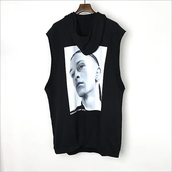 RAF SIMONS RAF SIMONS 16SS “Isolated Heroes” Sleeveless Hoodie