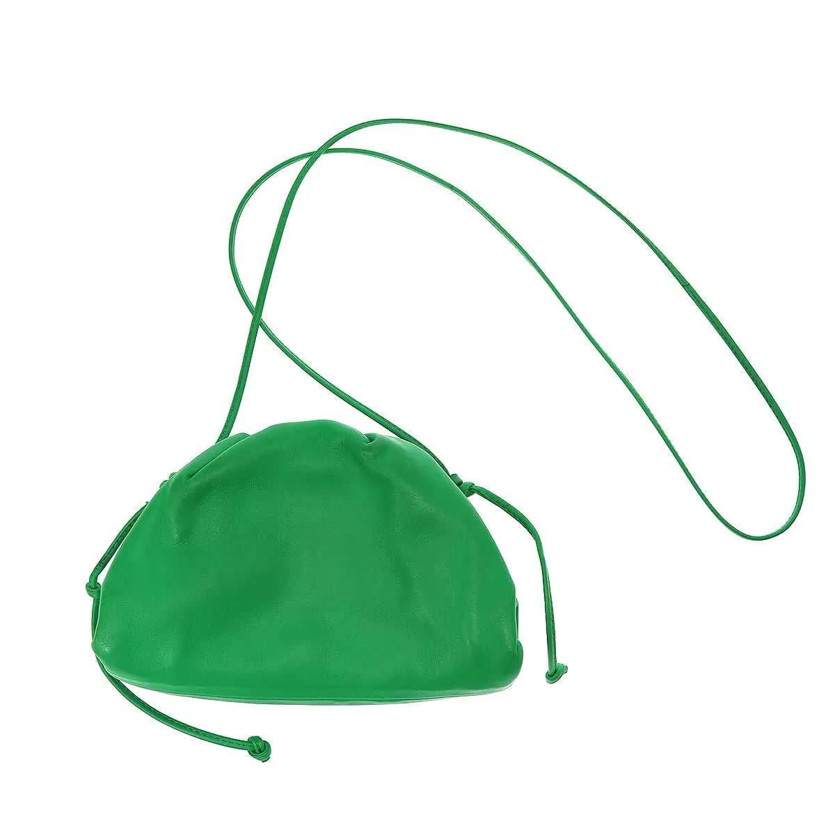 BOTTEGA VENETA ボッテガヴェネタ The Pouch レザー ミニクラッチショルダーバッグ