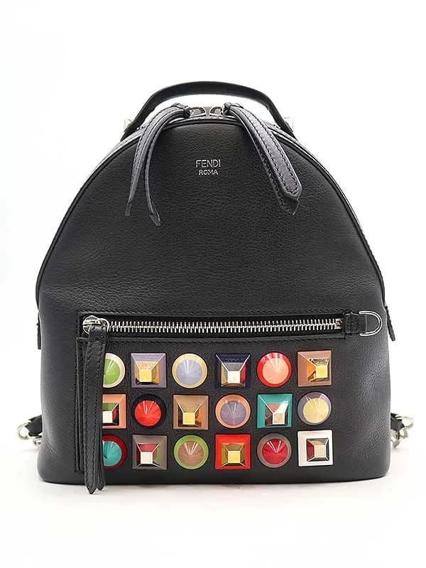 FENDI フェンディ マルチスタッズレザーミニバックパック リュック