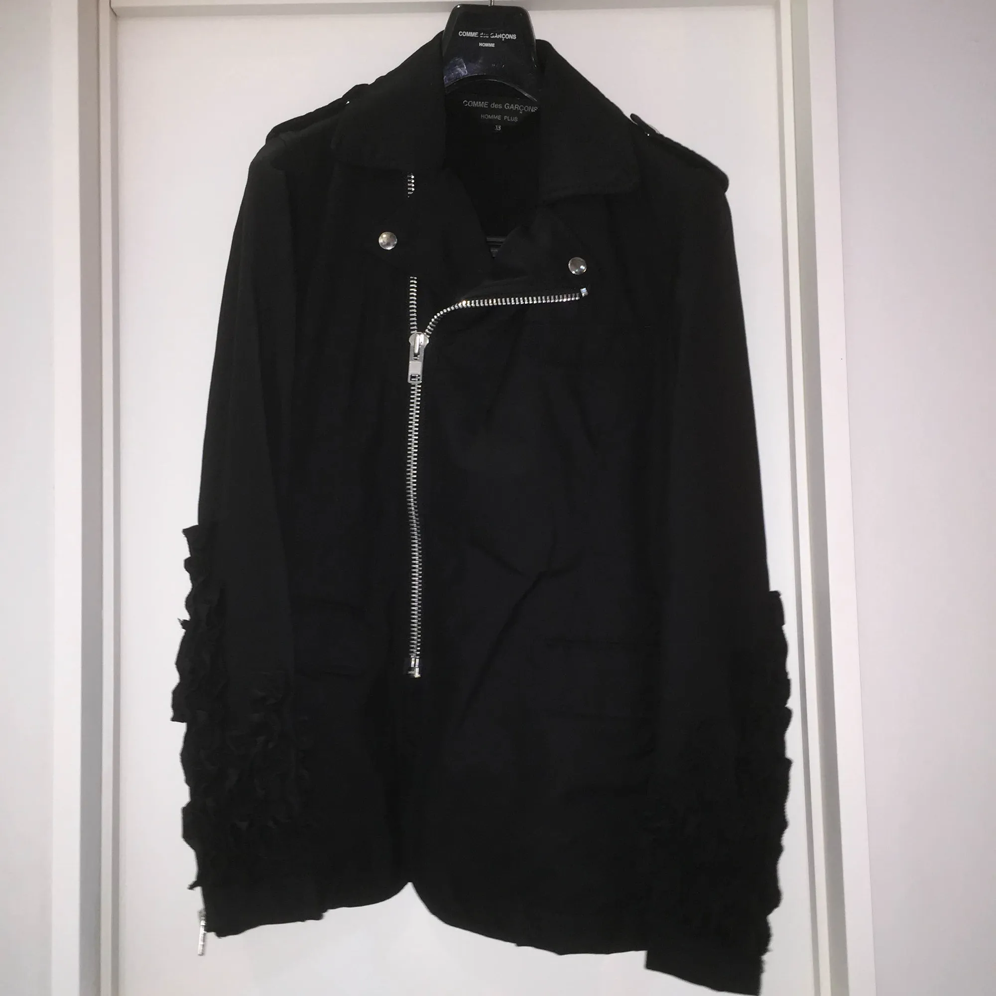 COMME des GARCONS COMME des GARCONS HOMME PLUS 12SS スリーブフリル装飾洗い加工ウールライダースジャケット XS