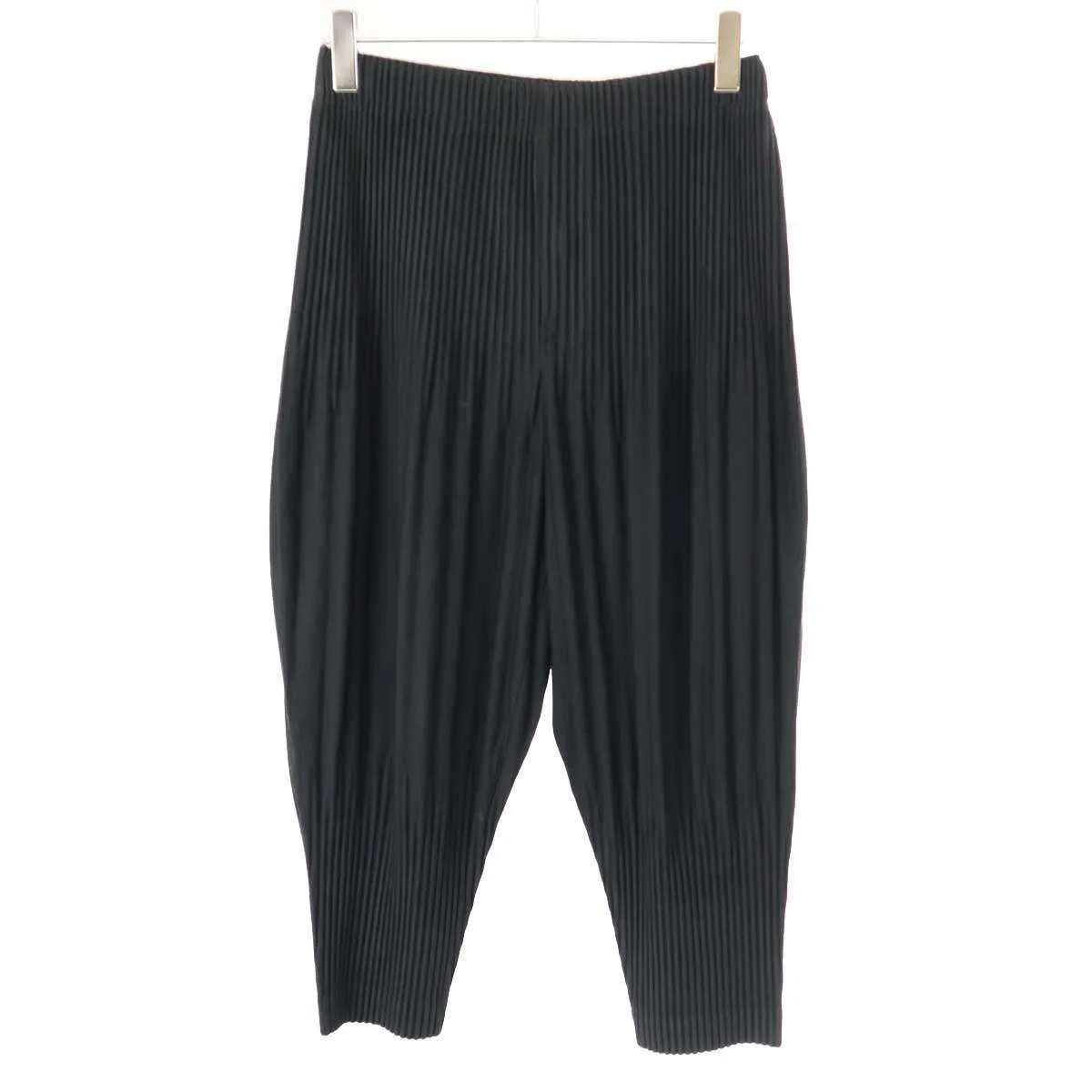 ISSEY MIYAKE オム プリッセ イッセイ ミヤケ BASICS 消しプリーツ クロップドパンツ HP55JF453