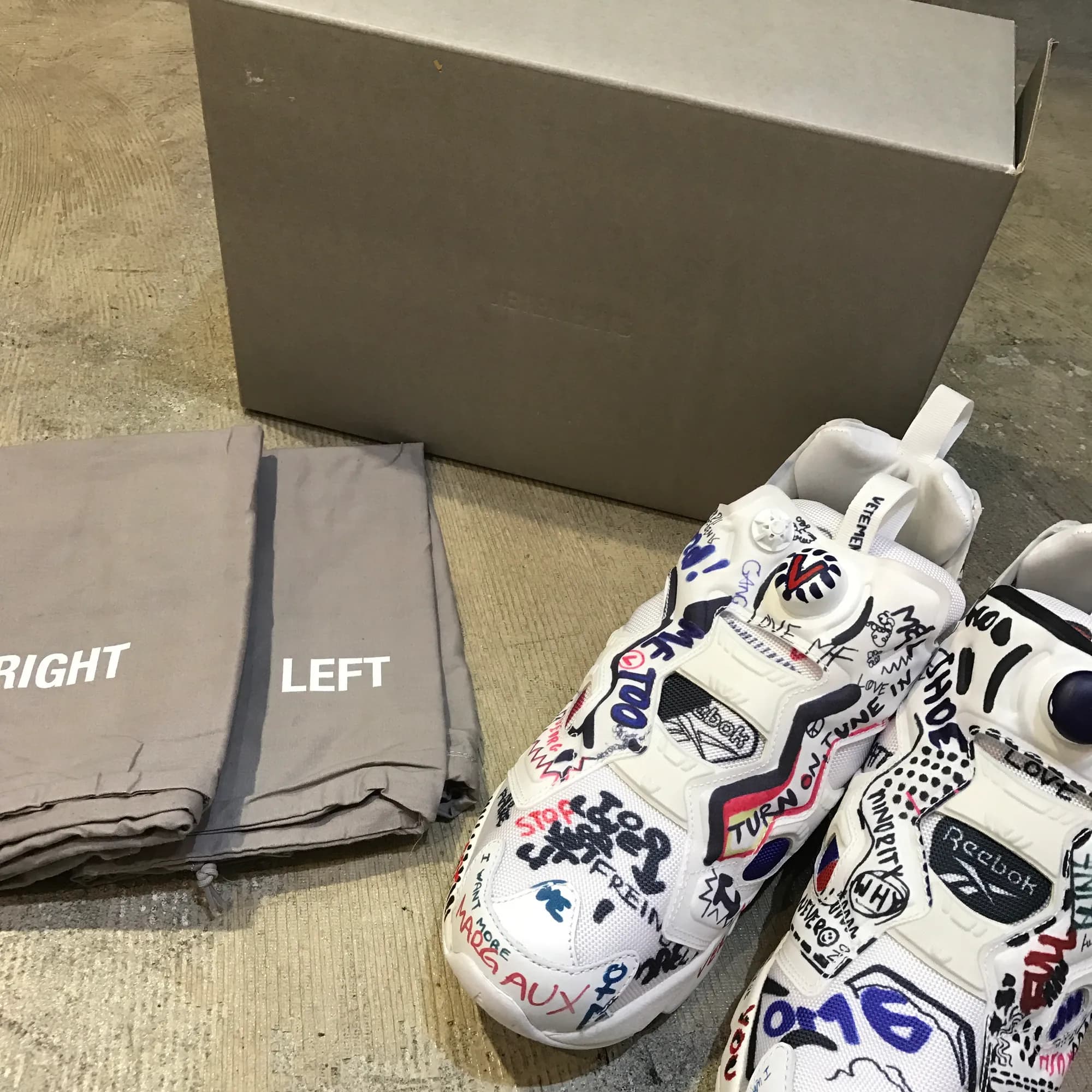 VETEMENTS VETEMENTS ×Reebok 17SS InstaPump Fury Trainers