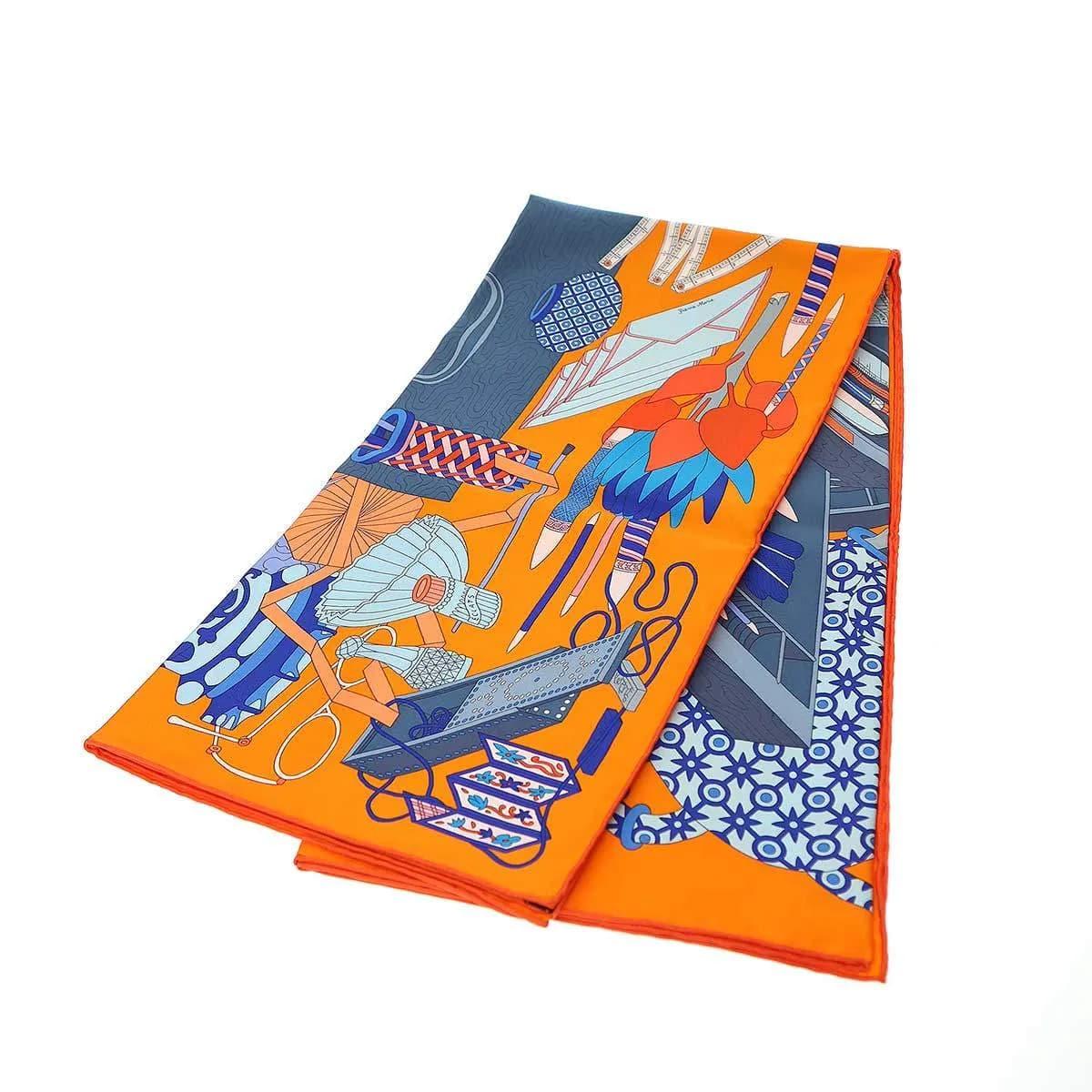 HERMES エルメス カレ90 Les tresors d'un Artiste シルクスカーフ