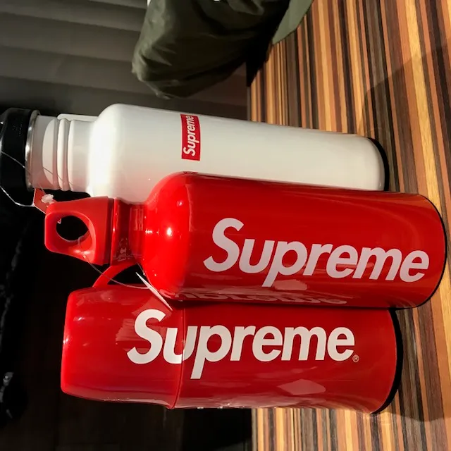 Supreme Supreme Water Bottle多数入荷しました!