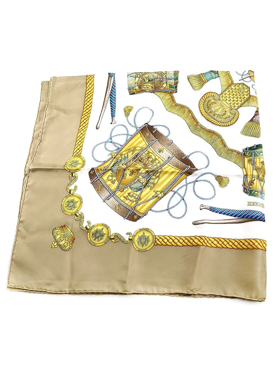 HERMES HERMES カレ90 LES TAMBOURS シルクスカーフ