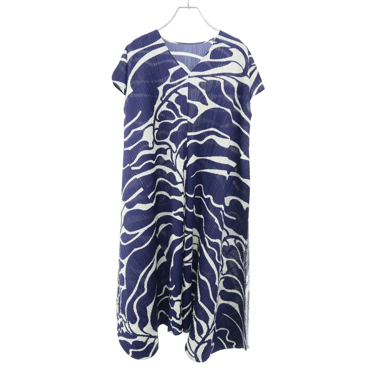 ISSEY MIYAKE プリーツプリーズ イッセイミヤケ DLEAMINGLEAVES ノースリーブプリーツワンピース PP13-JH623