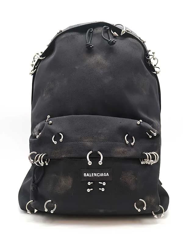 BALENCIAGA バレンシアガ 23AW EXPLORER ピアーシング ヴィンテージ加工バックパック リュック