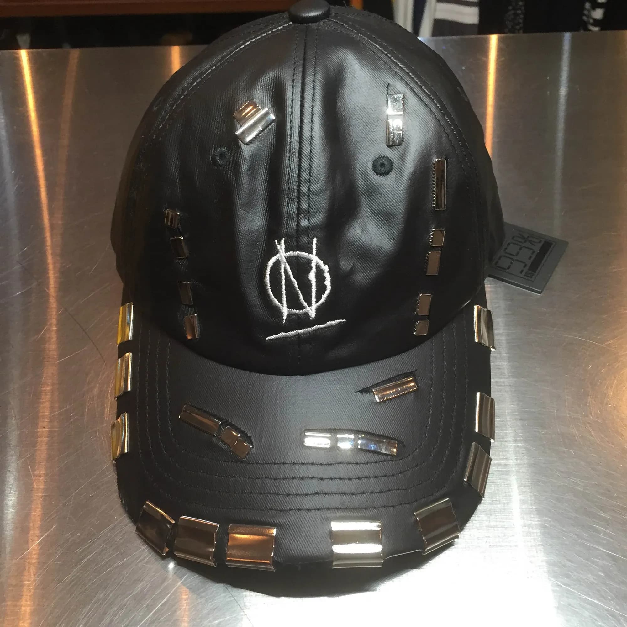 99%IS 99%is 16AW METAL CAP