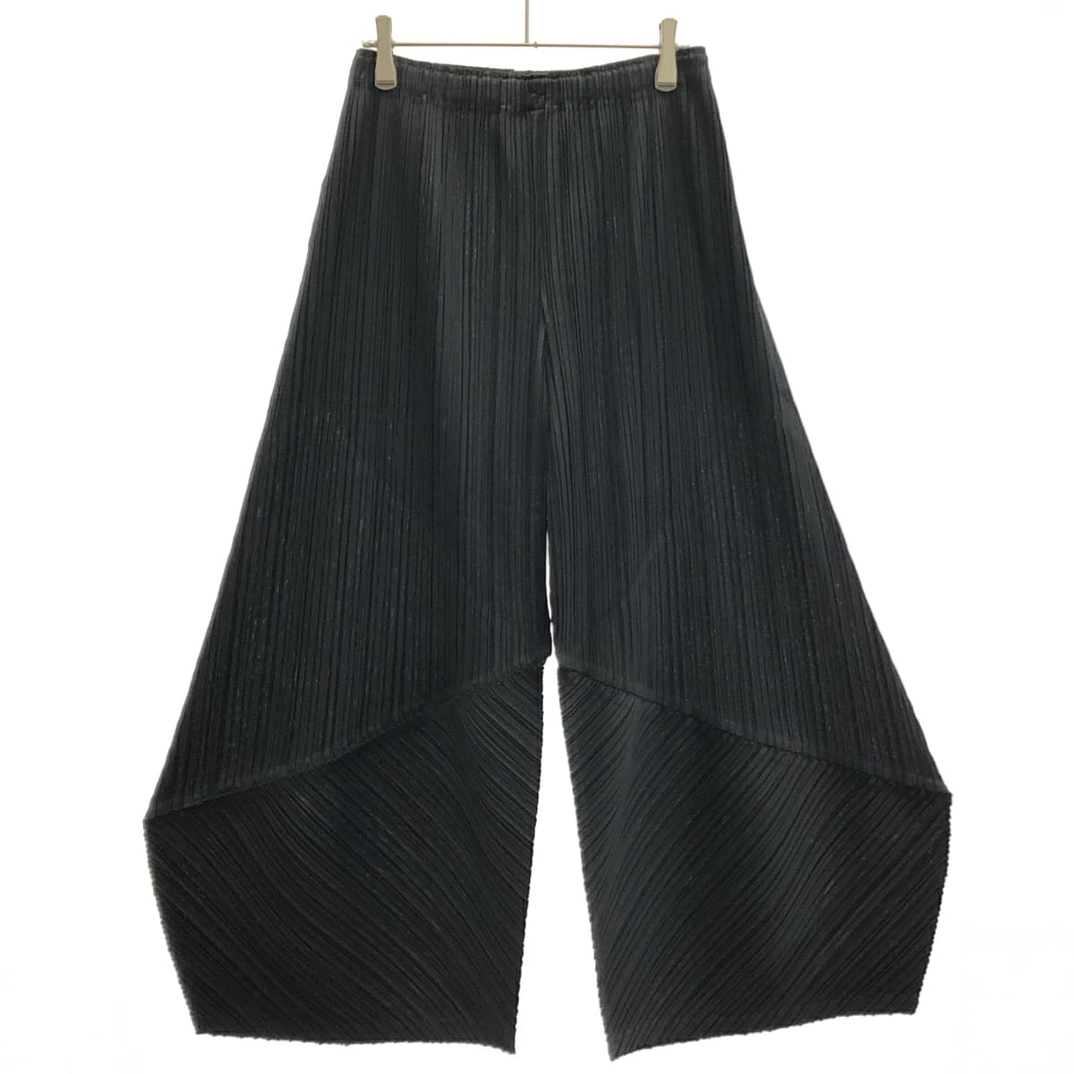 ISSEY MIYAKE プリーツプリーズ イッセイミヤケ 26SS THICKER BOTTOMS 2 プリーツワイドパンツ PP61JF383