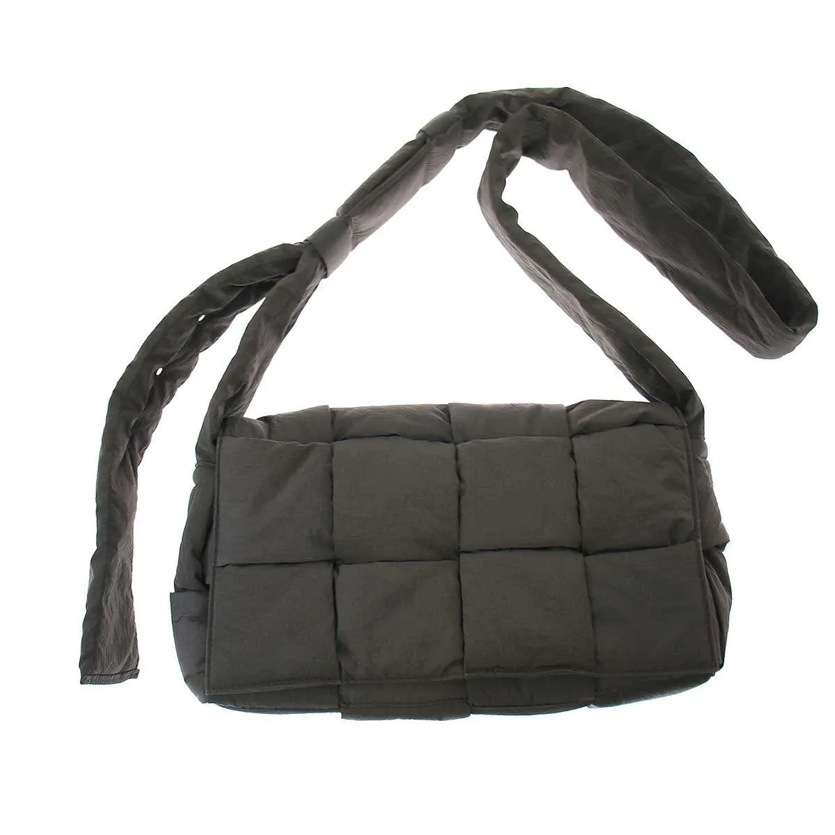 BOTTEGA VENETA ボッテガヴェネタ パデッド テック カセット ショルダーバッグ