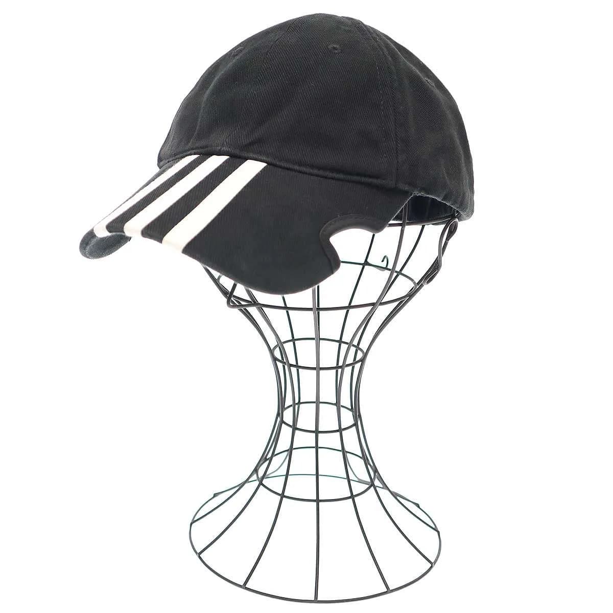 BALENCIAGA バレンシアガ × アディダス 3ストライプキャップ