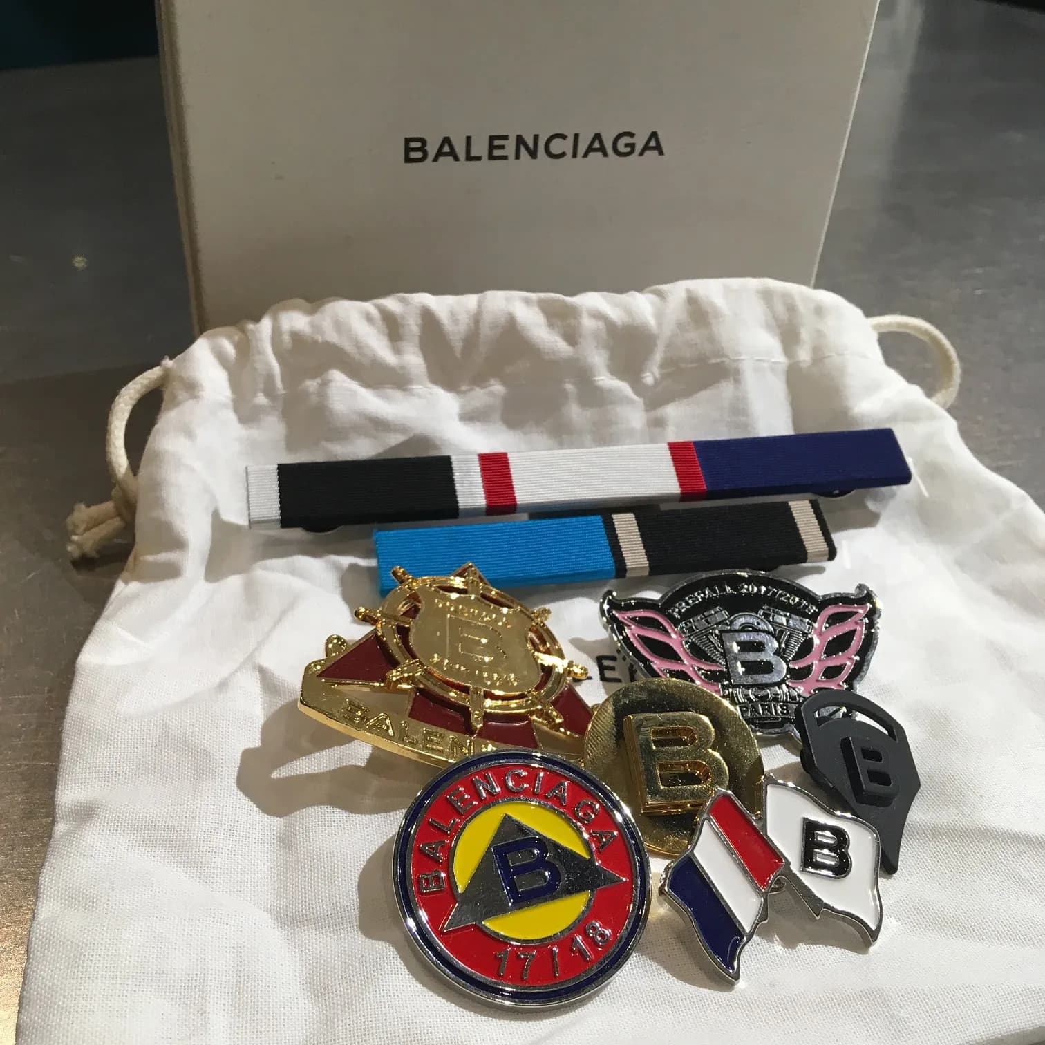 BALENCIAGA BALENCIAGA 17AW 7オートバイバッジセット