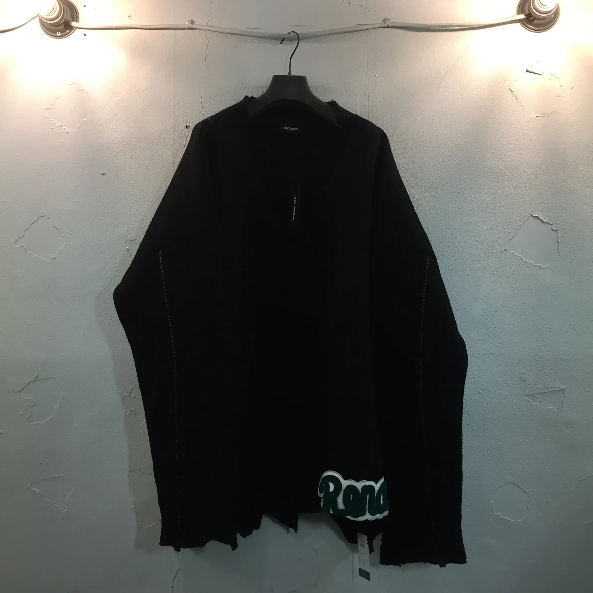 RAF SIMONS RAF SIMONS 16AW OVERSIZED AND DESTROYED V NECK KNIT