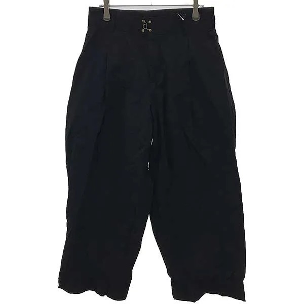 パッカリングパンツ