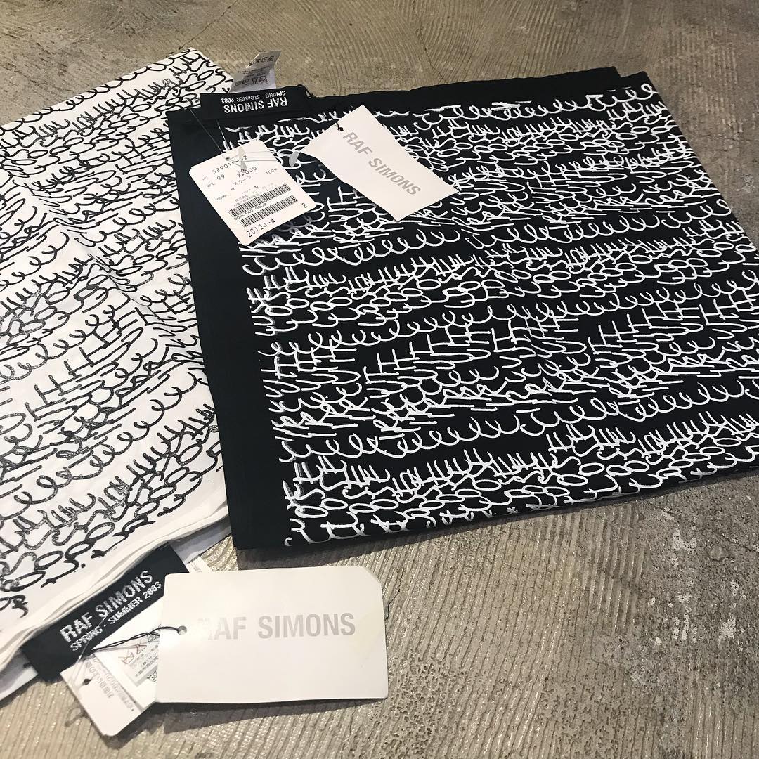 RAF SIMONS 03SS 消費者 Print Bandana