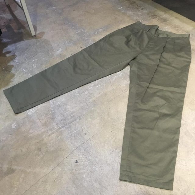 E.Tautz 18SS CORE PLEATED CHINO