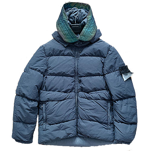 https://www.modescape.com/down-jacket/stone-island/encase-panel-down-kyouka