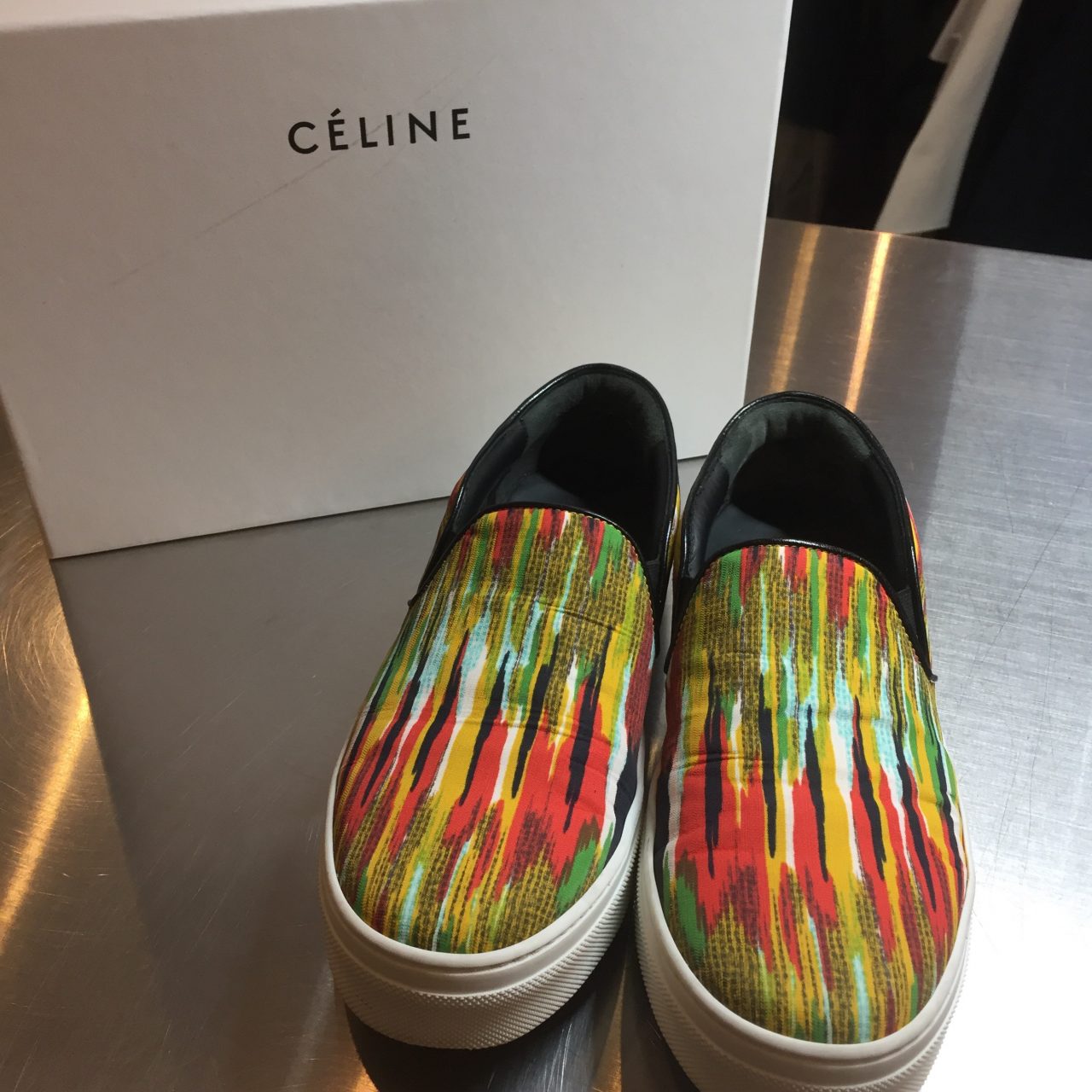 CELINE 15SS マルチカラースリッポン