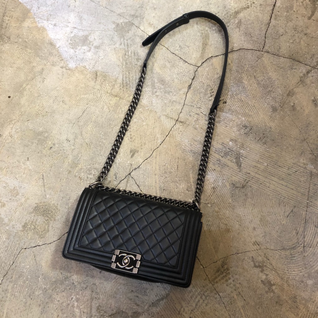 CHANEL ボーイシャネル チェーンショルダーバッグ