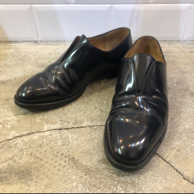 ENZO BONAFE per Le Yucca's Y27717 ホールカットレザーシューズ