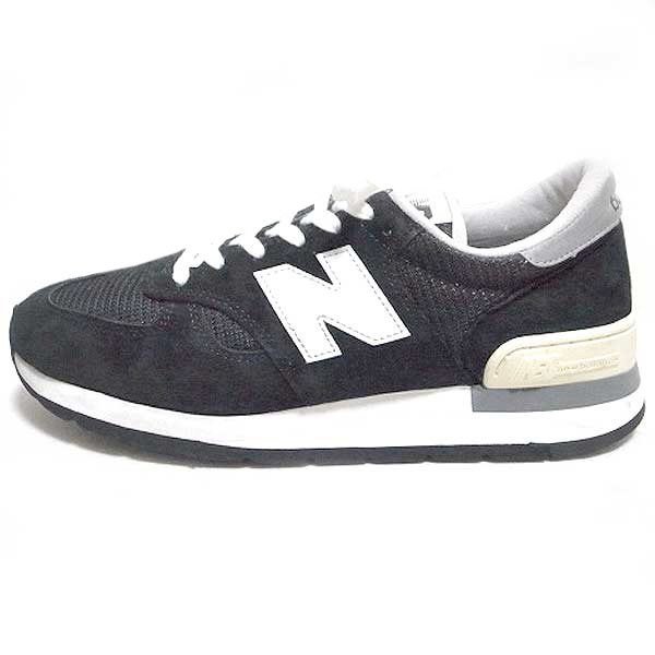 NEW BALANCE M990