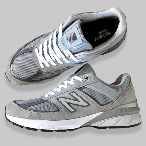 NEW BALANCE M990V5