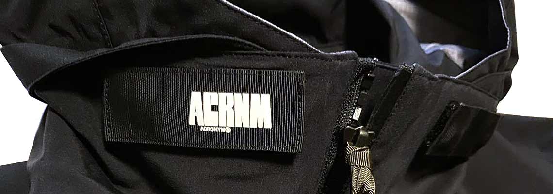 「ACRONYM」が見せる究極のウェアについて迫ります！