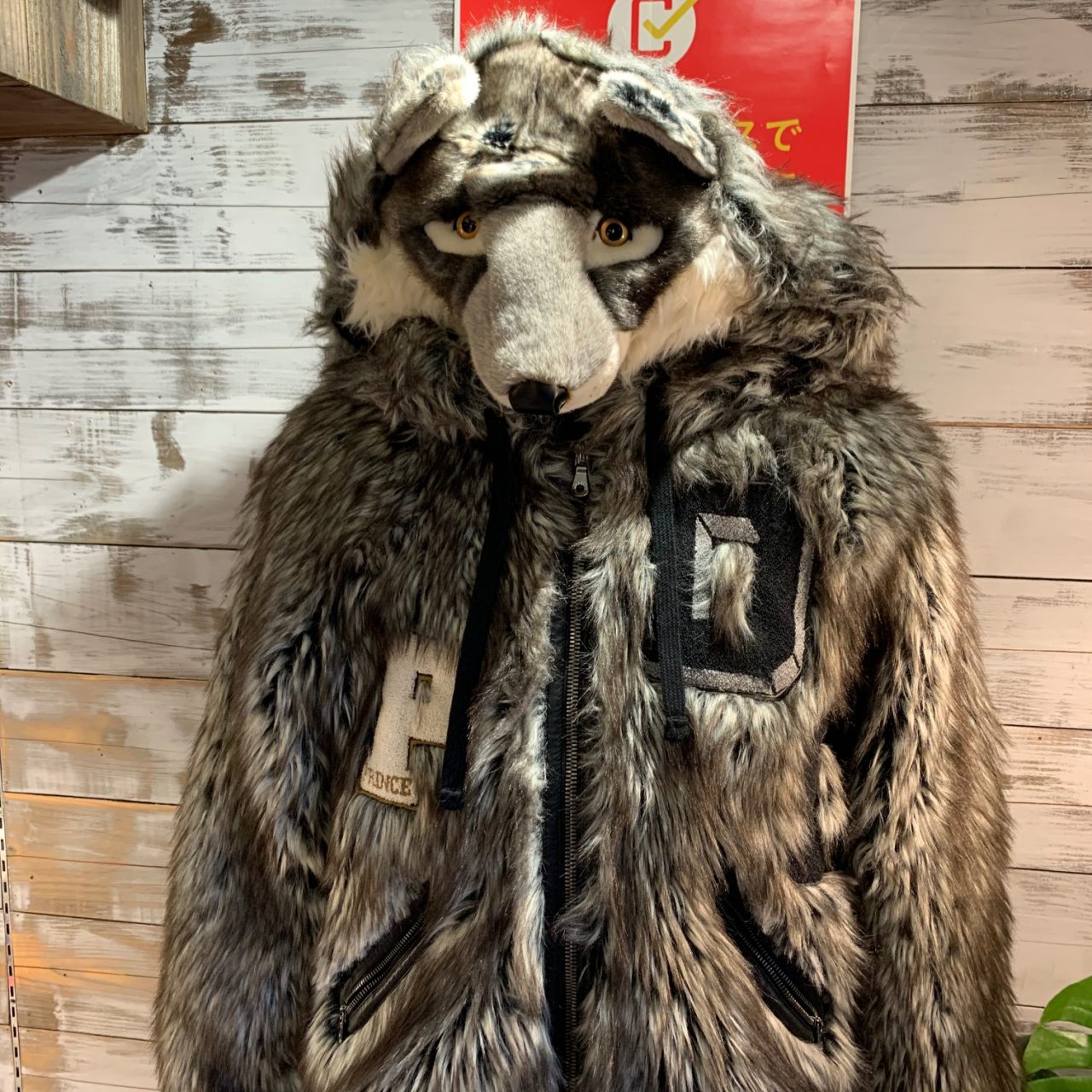DOLCE&GABBANA 17AW LOOK69 Wolf Hood Bomber Jacket　