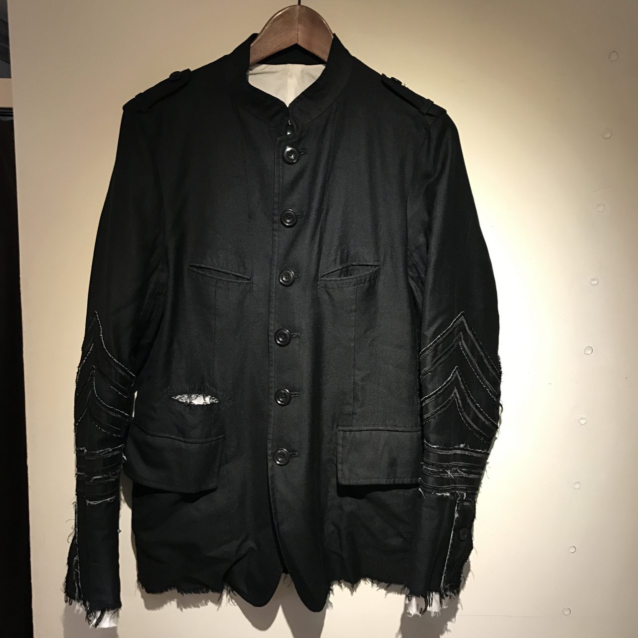 TAKAHIROMIYASHITA The SoloIst 15SS nehru collar jacket