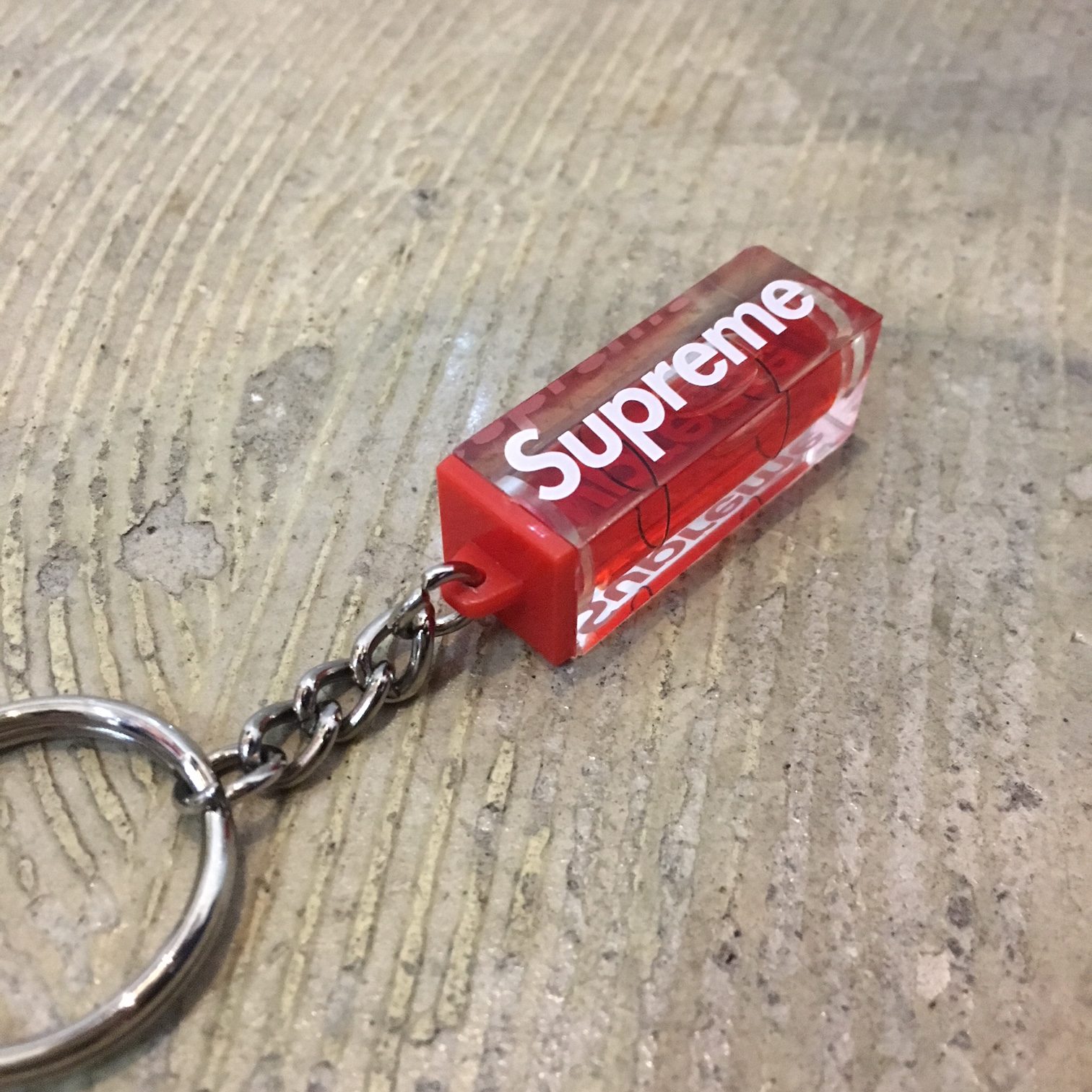 Supreme 18AW Level Keychain - ブランド古着 買取 モードスケープ