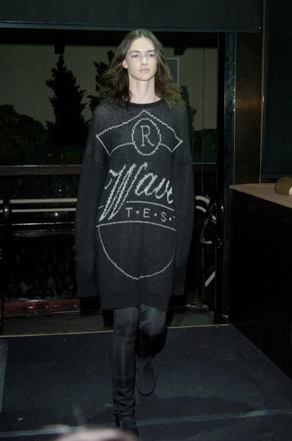 RAF SIMONS New York fashion  week February  2004 Ready to wear  fall winter 2004/05